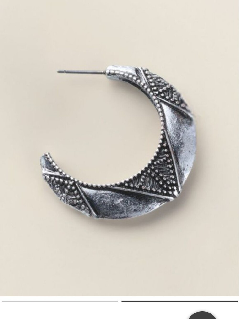 Textured Silver Metal Crescent Hoop Earrings Boho Wanderer Brand New In Box